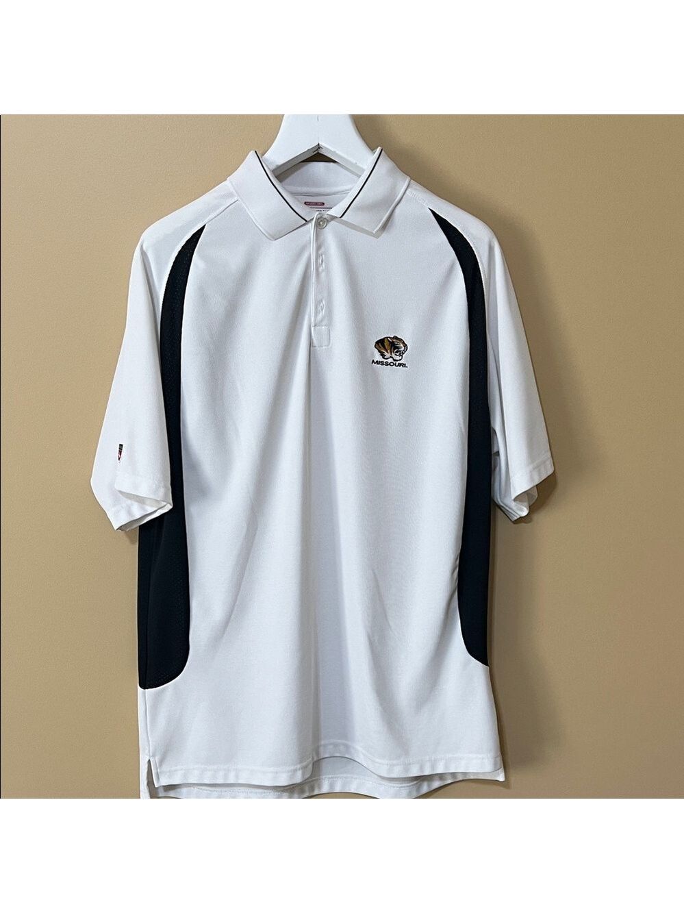 MIZZOU Antigua White and Black Polo Shirt. XL.